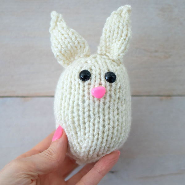 Easy Knit Bunny Easter eggs
