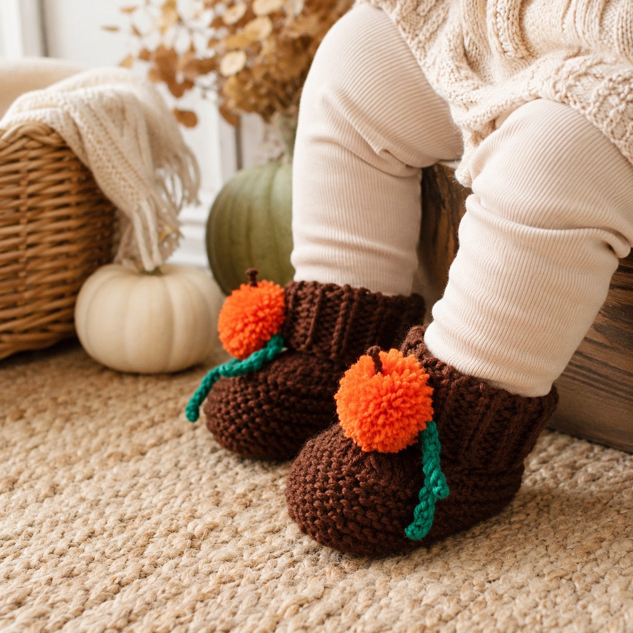 Easy Pumpkin Baby Booties Knitting Pattern