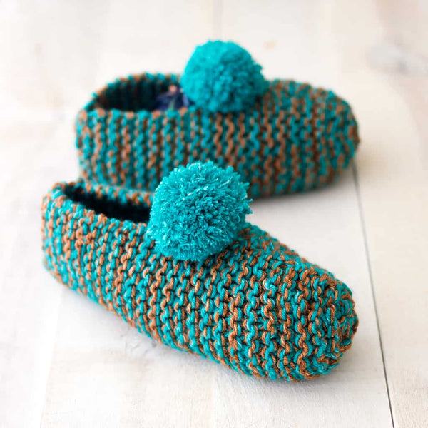 Easy Knit Slippers Pattern for Women