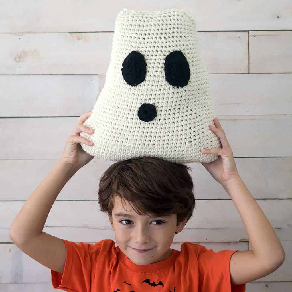 Ghost Pillow Crochet Pattern
